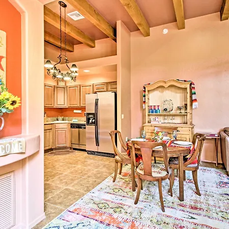 Adobe Escape With Outdoor Kitchen And Pool Access