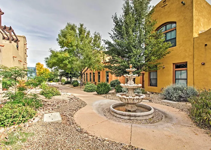 Adobe Escape With Outdoor Kitchen And Pool Access