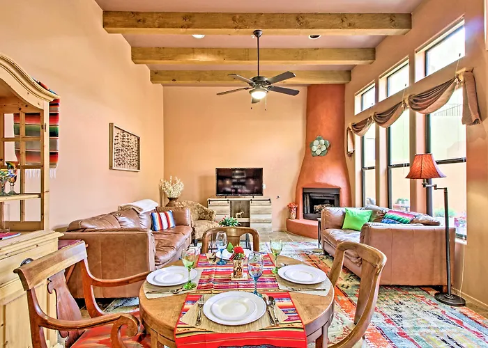 Adobe Escape With Outdoor Kitchen And Pool Access