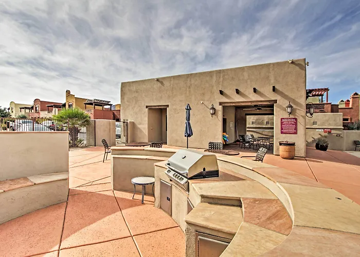 Adobe Escape With Outdoor Kitchen And Pool Access 3*
